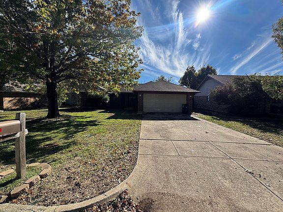 2nd image of 706 Paintbrush Dr