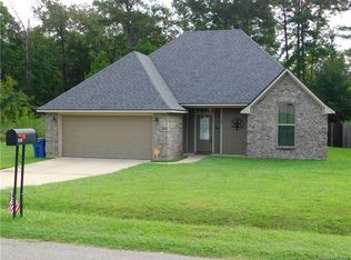 139 Foxchase Dr, Haughton, LA 71037
