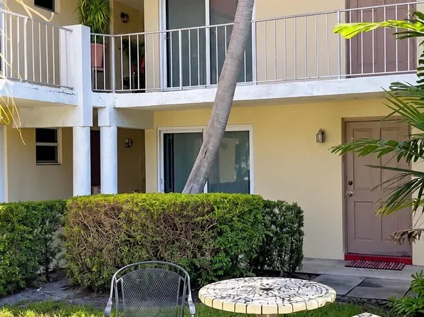 135 NE 1st Ave APT 7, Delray Beach, FL 33444
