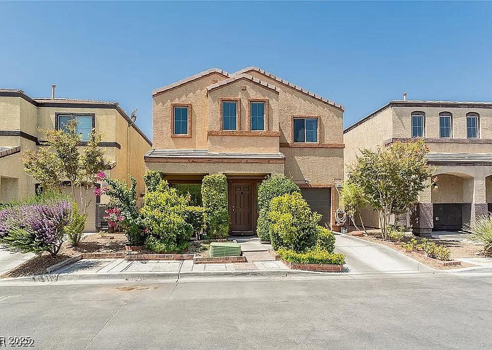 1st image of 2819 Canonero St
