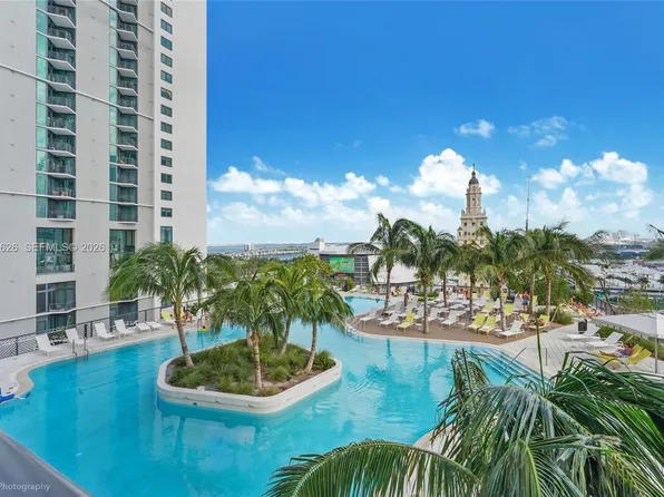 159 NE 6th St #3303, Miami, FL 33132
