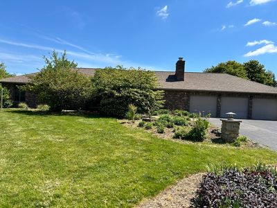 412 Bramble Ln, Deer Park, IL, 60010