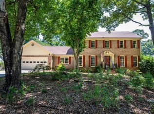 392 Brookshire Dr, Lilburn, GA 30047