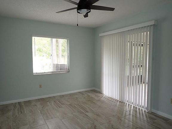 4th image of 36 Kings Colony Ct