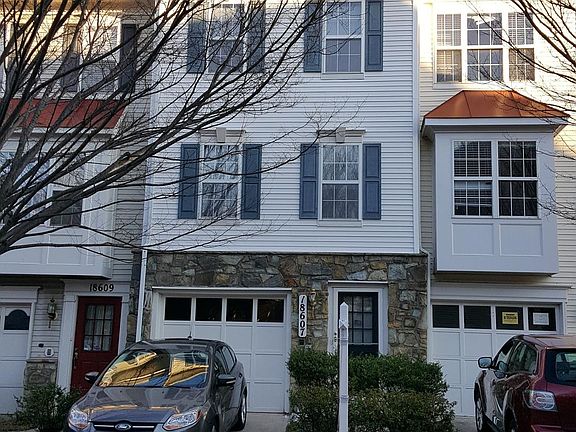 3rd image of 18607 Village Fountain Dr