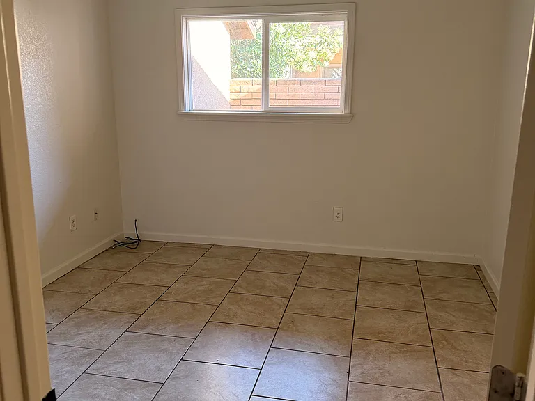 3438 N Marks Ave #102 — Photo 6
