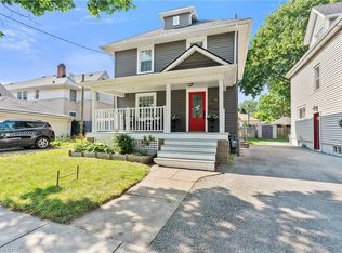 69 Chaplin Ave, Saint Catharines, ON L2R2E8