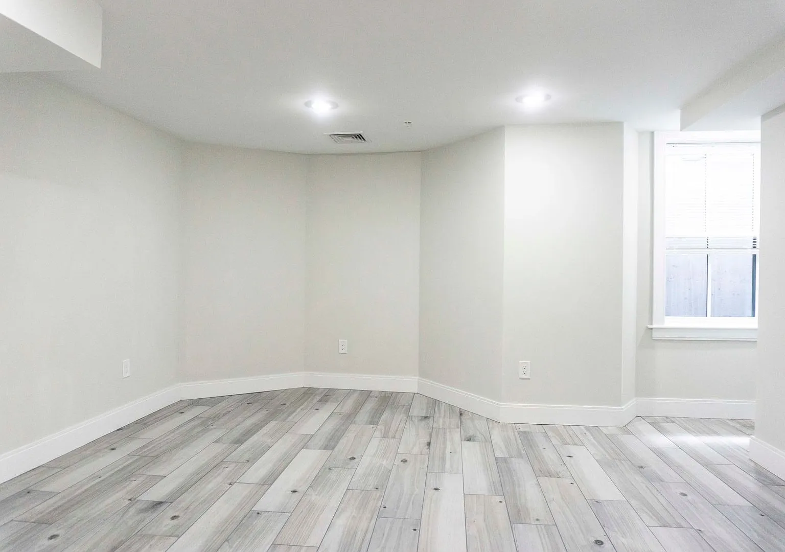 Allston 3 Bed, 2.5 Bath | 1,500 Sq Ft | 2 Months FREE | No Broker Fee — Photo 4