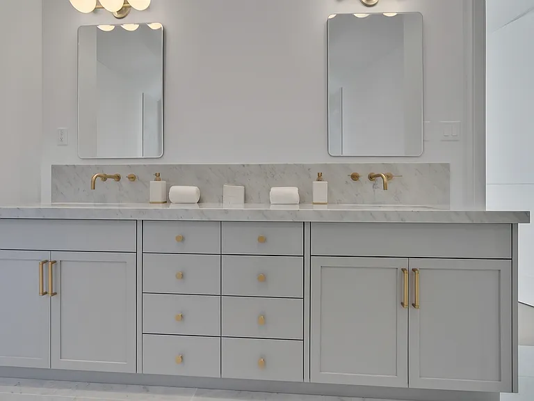 73 Wainscott Stone Rd — Photo 39