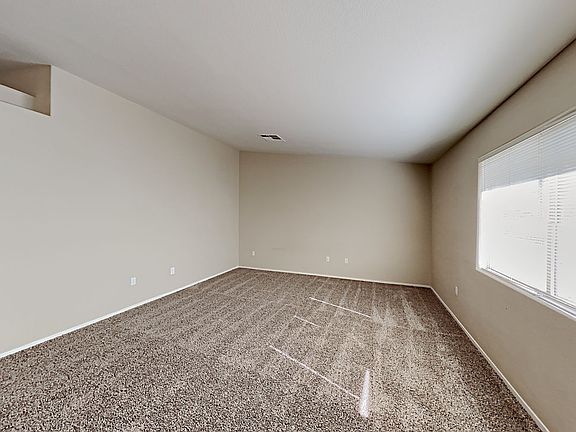 4th image of 2050 N Los Feliz St #137