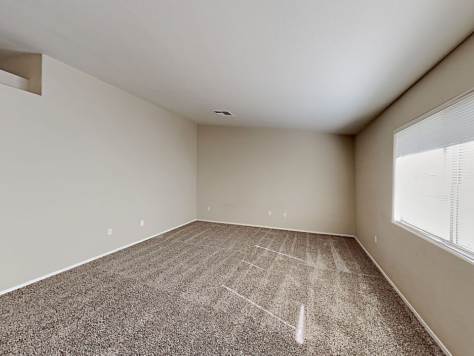 2050 Los Feliz St Las Vegas, NV, 89156 Apartments for Rent Zillow