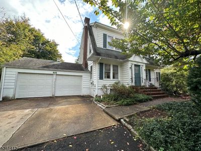 679 Valley Rd, Gillette, NJ, 07933