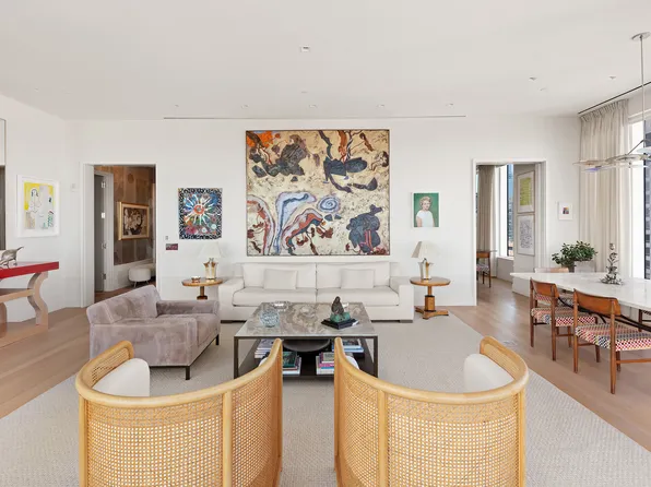 252 East 57th Street image 2 of 14