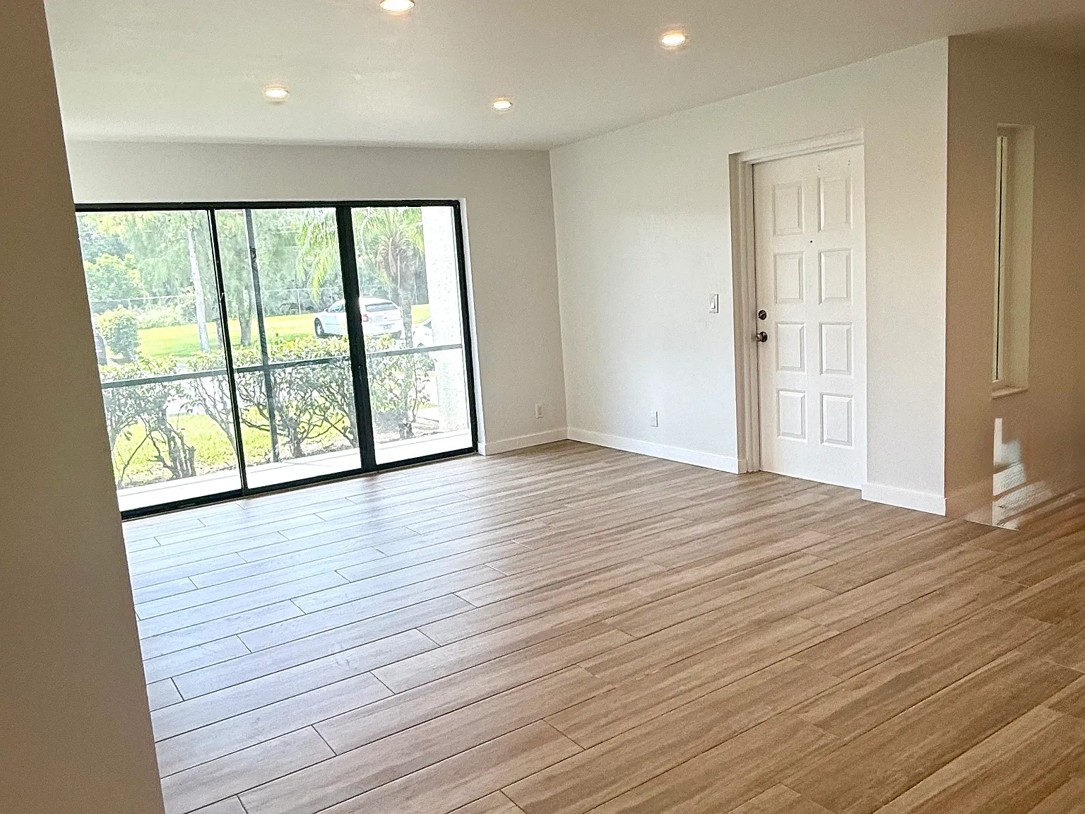 2 bed, 1106 sqft, $2,350 — Photo 4