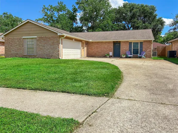 14242 Montaigne Dr, Cypress, TX 77429