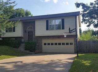 2124 Single Tree Dr, Clarksville, TN 37040