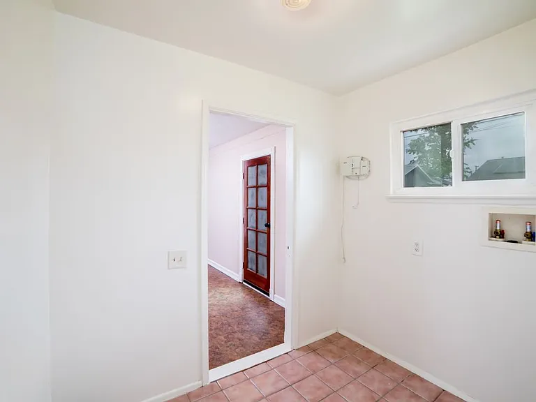 2958 Gramercy St — Photo 13