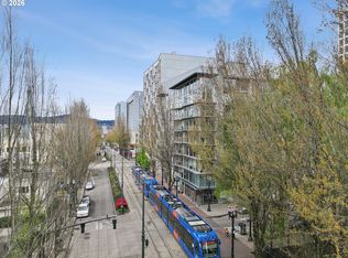 533 NE Holladay St APT 701, Portland, OR 97232