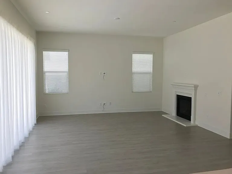 15882 Kingston Rd — Photo 9