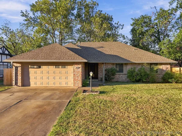 2608 W Detroit St, Broken Arrow, OK 74012