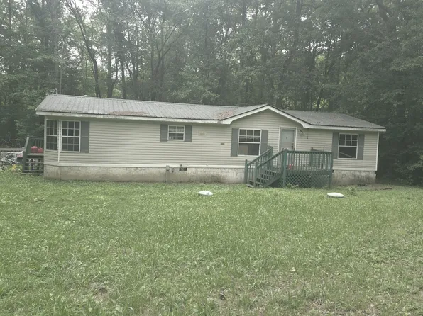 112 Johns Cir, Ellijay, GA 30540