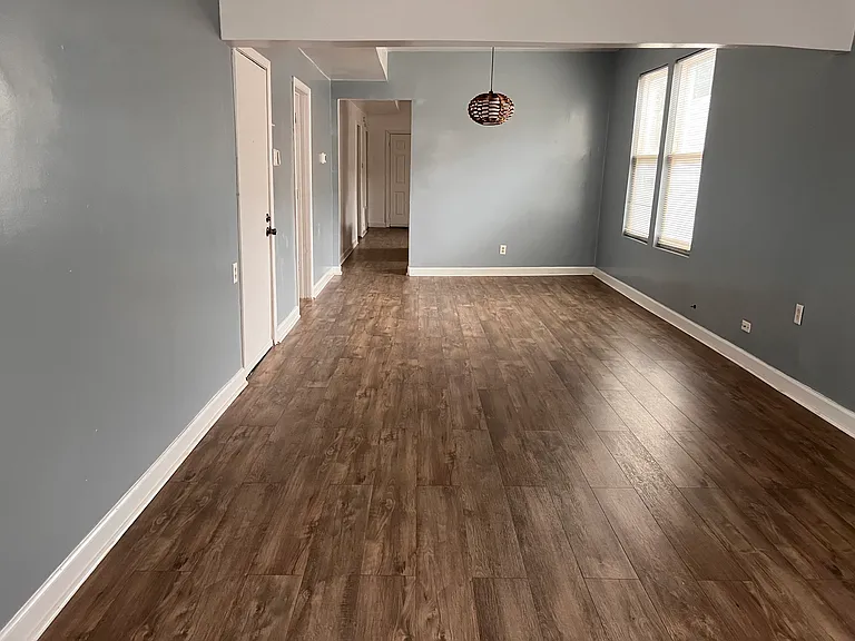 735 N Springfield Ave #2 — Photo 18
