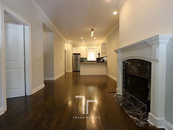 5th image of 3846 N Southport Ave #46ONE
