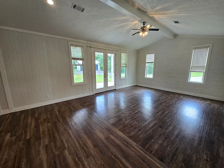 5444 Raymond Stotzer Pkwy — Photo 7