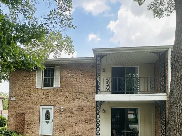 1817 Burgundy St, Schererville, IN 46375