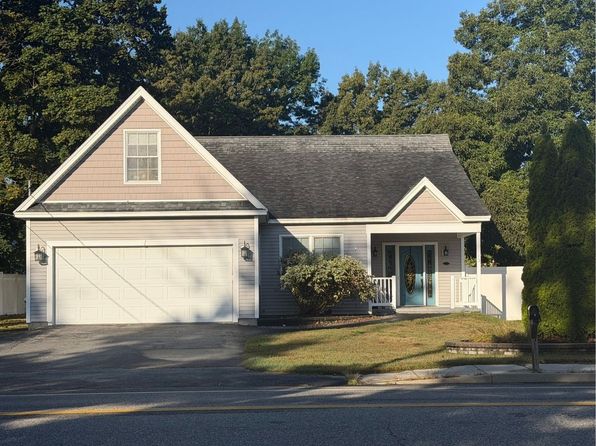 13 Black Point Rd