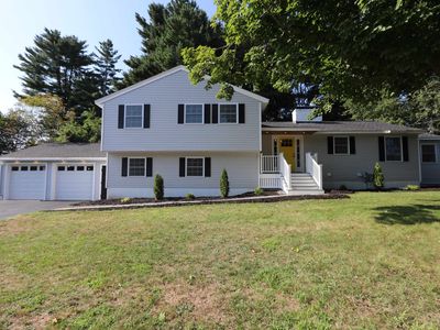 10 Carolan Avenue, Hampton, NH, 03842