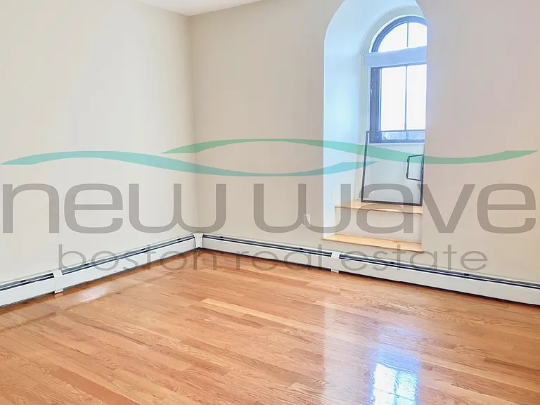 586 Massachusetts Ave #4 — Photo 14
