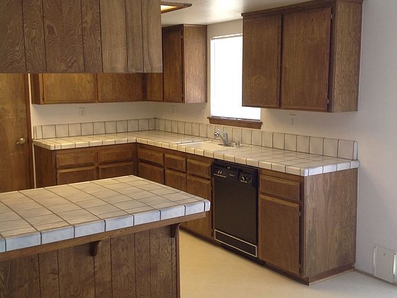 4th image of 12965 Briarcliff Dr