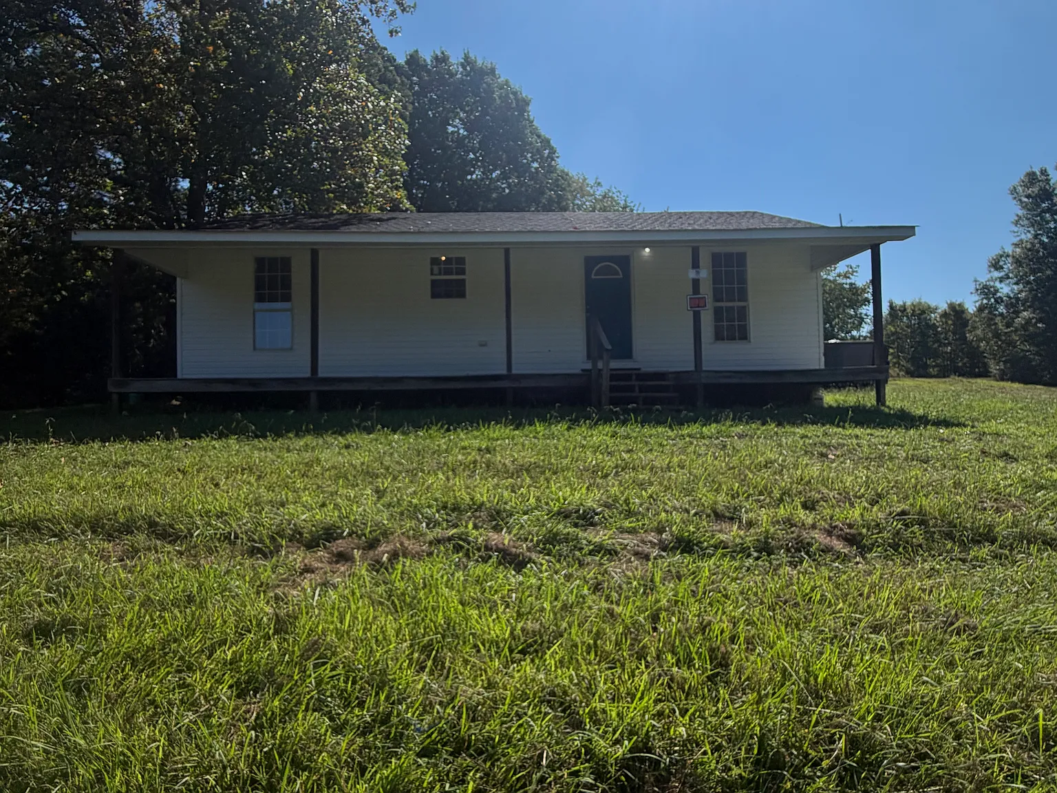 2 bed, 1000 sqft, $1,050 — Photo 2