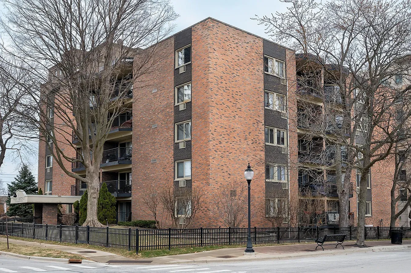 2 bed, 1200 sqft, $2,590 — Photo 3