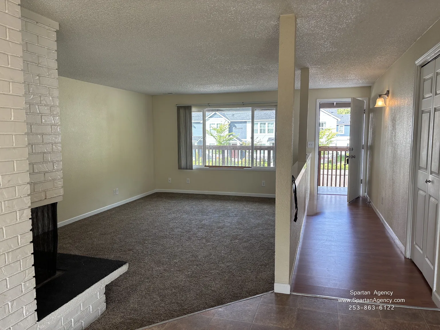3 bed, 2.5 bath, 1536 sqft, $2,300 — Photo 2