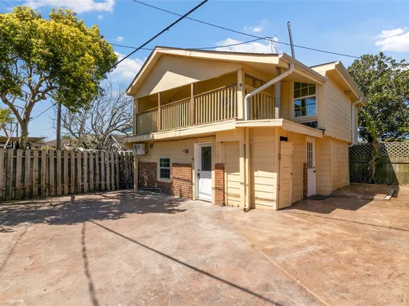 2507 37th St Unit B, Galveston, TX 77550