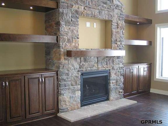 5th image of 4003 N 269th