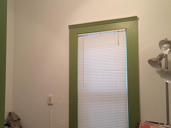 2nd image of 411 Hamilton Pl APT 4