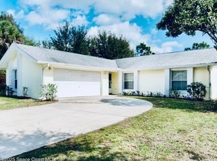 171 Krefeld Rd NW, Palm Bay, FL 32907