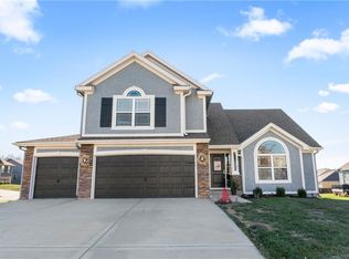13375 Ridgeview Dr, Platte City, MO 64079