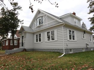 918 Summit St, Sault Sainte Marie, MI 49783