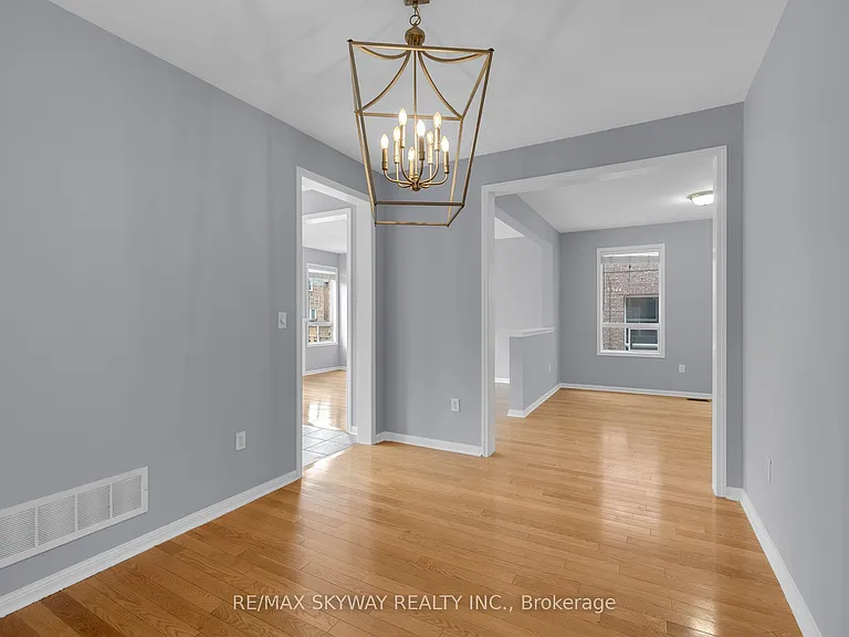 16 Raccoon St — Photo 6