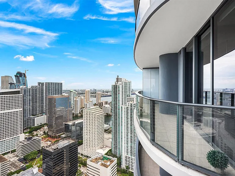 1000 Brickell Plz #Penthouse 5307 — Photo 58
