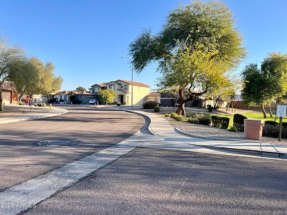 2nd image of 8809 W WINDROSE Drive