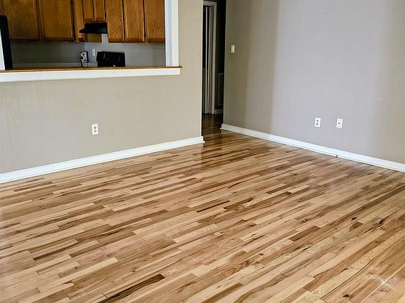 5th image of 4947 Rosebay Pl #4947