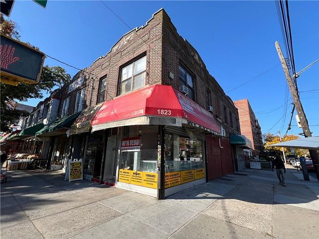 1st image of 1823 Avenue U