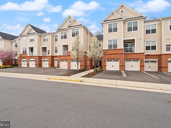 2nd image of 23235 Milltown Knoll Sq Unit 110