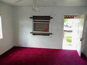 3rd image of 1124 S Sacramento St