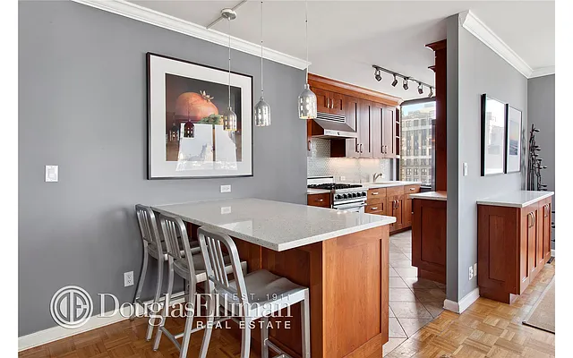 Sold by Douglas Elliman | media 27